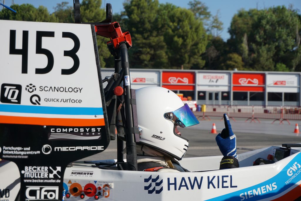 MegaRide and Raceyard, tire engineering knowledge for Formula Student vehicle development